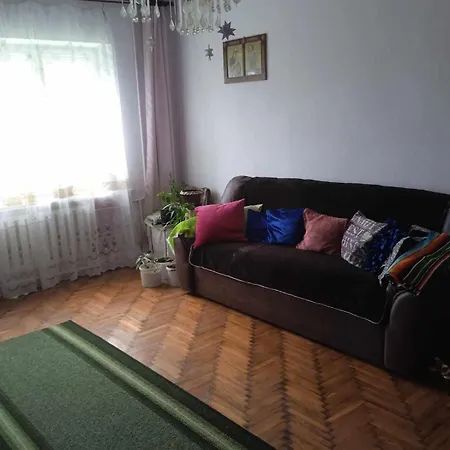 біля автовокзалу Apartment Lviv