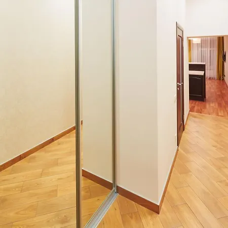 проспект свободи, центр міста! класс люкс! Apartment